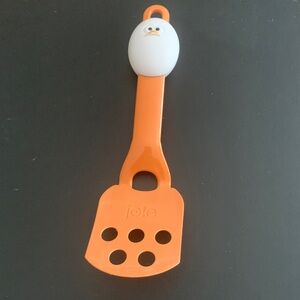 Joie egg flipper.